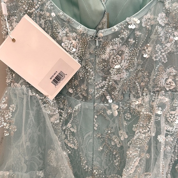 Mac Duggal Spaghetti Strap Applique Tiered Ruffle Gown in Mint - Picture 9 of 10